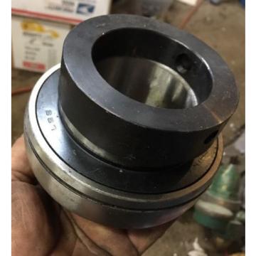 LSB NNCF5038V Full row of double row cylindrical roller bearings HC212-36 2-1/4&#034; Eccentric Locking Collar Insert Bearing