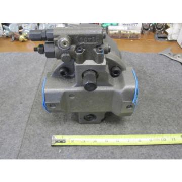 NEW REXROTH FLUIDYNE PISTON PUMP # A10VS045DRG31LPSC62N00