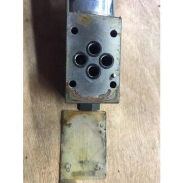 Rexroth MNR R978017740 Hydraulic Valve