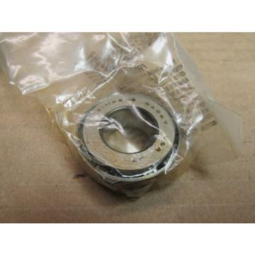NIB  A6067 TAPERED ROLLER BEARING A 6067 17 mm ID NEW