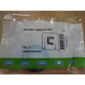 Oil Seal SKF 30x40x7mm Double Lip R23/TC