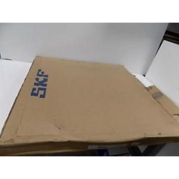 SKF LDS OIL SEAL  2300569 NIB