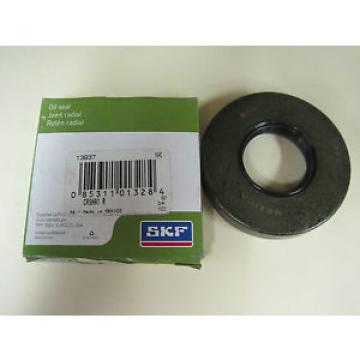 SKF 13937 Oil Seal New Grease Seal CR Seal