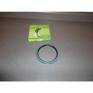New SKF Grease Oil Seal 49928