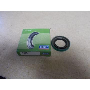 NEW SKF 9935 Oil Seal  *FREE SHIPPING*